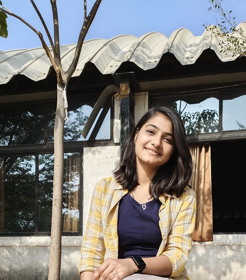 Monika Darji - Pulpit cab service customer review